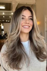 Nina Leach (ninaleach)