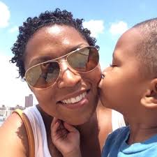 Dee Dee Thomas (@ddtreed)