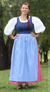 Hier kannst du zwischen verschiedenen farbkombinationen und materialien wählen. Steirische Dirndl Frauen Trachten Hochzeitsdirndl Trachtendirndl