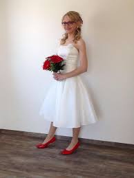 Maybe you would like to learn more about one of these? Knielanges Hochzeitskleid Gr Xs Ivory Mit Bolero Lieblingsbraeute De
