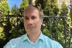 Expert gives suggestions