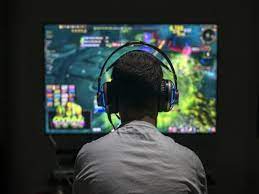 Mainkan aneka game online multipemain! Kegilaan Terhadap Game Online Ada Faedah Tak