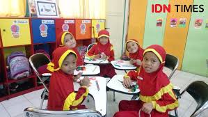 Pasti semua orang akan menyambut perubahan yang akan diberikan di masa mendatang tersebut. Cegah Covid 19 Dki Perpanjang Masa Belajar Di Rumah Hingga 5 April