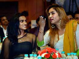 Ayyoooo hard luck sindhu.no matter what u still the rock star.congratulations fr the bronze.mmwahhhh, tweeted jwala. P V Sindhu And Jwala Gutta Share Light Moments During A Felicitation Ceremony For Rio Olympic 2016 Olympic Players Jwala Gutta Rio Olympics