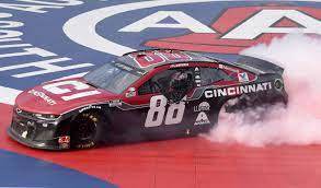 Remember back to the spring race at fontana and day one (the first auto club speedway race was delayed by rain and wet track conditions kyle busch, who might just be the only nascar driver we would be talking about in 2008 if it weren't for johnson and carl edwards, has a win at california too. Bowman Holds Off Busch Bros At Fontana For 2nd Nascar Win Ctv News Autos