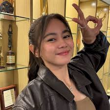 Meredith Samira Solis Esperilla (meredithsamira)