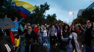 Las marchas y movilizaciones en colombia en el marco del paro nacional de 24 horas avanzan en la capital, las principales ciudades del país suramericano y el interior de la nación en rechazo a la. 4wxnyx7lzsl Rm