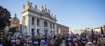 Centrodestra a roma, qual è stata l'affluenza alla manifestazione? A Roma Piazza Piena Di Sardine Santori Obiettivo Raggiunto