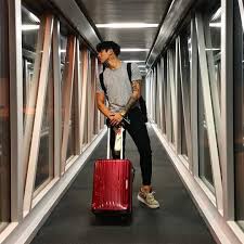 Christian Yu Sur Instagram I M Coming Home 집간다 Christian Yu Christian Cute Korean Boys