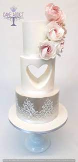 Wedding Cake With Heart By Cake Addict Http Cakesdecor Com Cakes 315158 Wedding Cake With Heart Heart Wedding Cakes Cake Dummy Cake