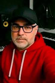 I ever since I lost my Mom I can't control the pain I go through everything  remind me of her until I meet and bond with you I want to say thank