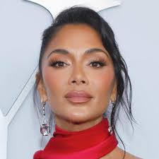 Watch Building the Band