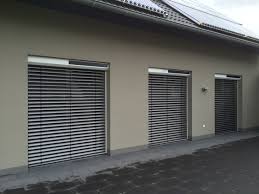 Aussenraffstoreanlagen Mit Solar Antrieb Und Funksteuerung Vom Sonnenschutz Fachbetrieb Aus Gutersloh Und Owl Punktlich Aussenjalousien Jalousien Raffstore