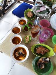 Lihat juga resep pindang patin meranjat enak lainnya. Dinner With Family Review Of Pindang Meranjat Riu Resto Bandar Lampung Indonesia Tripadvisor