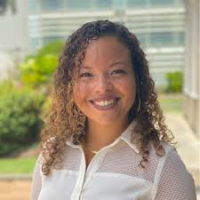 Créer une relation de confiance avec nos entreprises locales, est un enjeu  de taille en tant que Cheffe de département. Pouvoir leur confier nos  étudiants pour qu'ils découvrent le marché du travail,… |