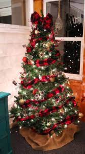 15 Simple Buffalo Plaid Christmas Decorations Plaid Christmas Decor Rustic Christmas Tree Plaid Christmas Tree