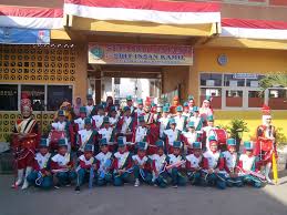Guru diniyyah/bahasa arab sebanyak 4 orang akhwat dan 4 orang ikhwan 2. Sdit Insan Kamil Yayasan Aqabah Bukittinggi Home Facebook