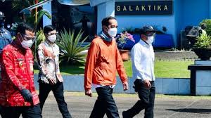Terima kasih dari rakyat tana toraja untuk bapak presiden. Presiden Jokowi Kok Bandara Toraja Gak Rampung Rampung Suara Sulsel