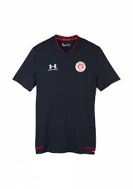 London is in lockdown so we're all keeping watch from a safe distance ie at home via the internet. Offizieller Fc St Pauli Fan Shop