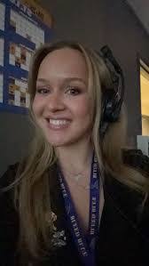 Karlee Lewis's Instagram, Twitter & Facebook