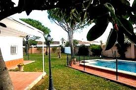 Encuentra alojamiento al mejor precio. Alquiler Chalets Conil De La Frontera Cadiz Holiday Villas Andalucia En Espana Ref Ae 030 Espanol