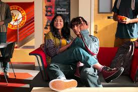 Never Have I Ever' Season 3 Trailer: Devi And Paxton Make Relationship  Official But There'S A Twist