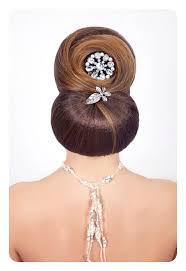 87 Easy Low Bun Hairstyles And Their Step By Step Tutorials Style Easily