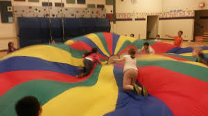 Parachute Cat And Mouse Cat On Top Has To Catch Mouse Underneath Everyone Must Shake The Parachute To Help The Mous Genius Hour Spring Camping Great Thinkers