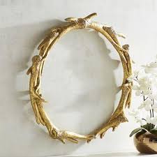 4.7 out of 5 stars 119. Gold Round Antler Wreath Wall Decor