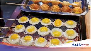View latest posts and stories by @cemilan_pedas_kandangan cemilan pedas in instagram. Begini Tampilan 8 Jajanan Telur Gurih Yang Enak Jadi Camilan