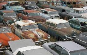 Field Of 600 Neglected Classics In Alberta To Be Auctioned Off Junkyard Cars Rusty Cars Vintage Cars