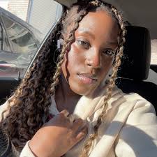 Yinka Bolarin and Devin Abrams's Wedding Website