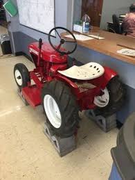 Dad had been in the habit of controlling weeds with a hoe, so i modified an old cultivato. 400 Wheel Horse Ideas Wheel Horse Tractor Garden Tractor Tractors