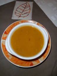 Veloute De Butternut Aux Chataignes Au Thermomix Le Blog De Corinnette Veloute De Butternut Butternut Recettes De Cuisine
