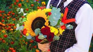 Когда к нему вошли, то нашли его неподвижно распростёртым перед. 1 Sentyabrya 2021 Pozdravleniya V Den Znanij V Otkrytkah I Stihah Proze I Sms Rbk Ukraina