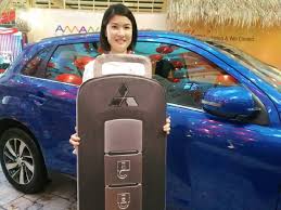 Glade jom menang kereta, anda hanya perlu membelanjakan rm15 untuk mendapatkan peluang untuk memenangi hadiah bernilai rm200,000. Suri Rumah Menang Mitsubishi Asx