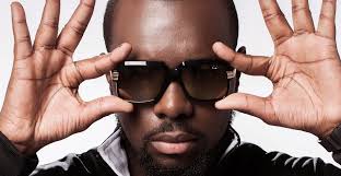 Les fans sont déjà habitués à voir maître gims en lunettes. Pourquoi Maitre Gims Porte Lunette Kurt Reese