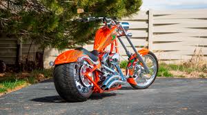The bikes had a unique look to it that would be best described as a chopper and cruiser mixed. 2006 Big Dog K9 T142 1 Indy 2018