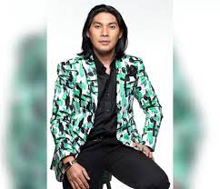 Jenama dj lin sendiri dilihat begitu kebal dengan stesen terbabit. Pujukan Dj Lin Bawa Tyzo Kembali Ke Suria Fm