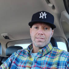 Terry Toombs's Instagram, Twitter & Facebook