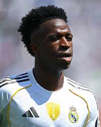 🚨 Xabi Alonso has a dilemma. He has to choose two between Kylian Mbappé,  Vinícius Junior and Gonzalo Garcia in attack against PSG. — Rodra10_97