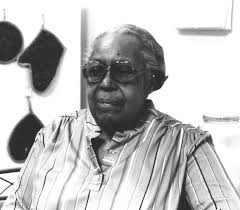 Minnie Whitney's Instagram, Twitter & Facebook