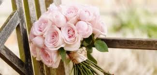 Vous pouvez utiliser le coquelicot comme. Les Fleurs Ideales Pour Le Bouquet D Une Mariee En Ete Grazia
