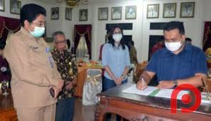 Info lowongan kerja di perusahaan lunar garment bisa anda dapatkan disini, temukan loker di perusahaan lunar garment terbaru hari ini dan apply sekarang,. Dana Talangan Pembayaran Gaji Karyawan Perusahaan Garmen Di Magetan Ditandatangani Petisi Co