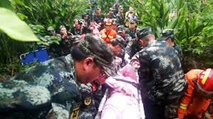 Al Menos Once Muertos Y Mas De Cien Heridos Por Un Terremoto En China