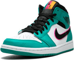 Trendy flat vector sneakers icon on transparent background from gym and fitness collection. Ø§Ø¨Ù† Ø§Ù„Ù†Ø³Ø§Ø¡ Ù‚Ø°Ø± Nike Jordan Png Amandabrost Com