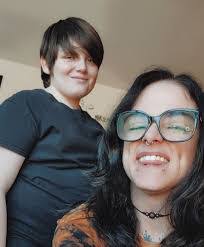 Gwendolyn Winchester's Instagram, Twitter & Facebook