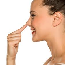 Hier seht ihr das vorher und nachher, es ist deutlich zu erkennen wie schmal die nase wirkt, die vorher total formlos war. Nasen Korrektur Ohne Op Mit Dieser Methode Klappt S Brigitte De