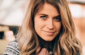 Garth Smith's Instagram, Twitter & Facebook