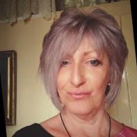 100+ Profile mit dem Suchbegriff „Lysaght“